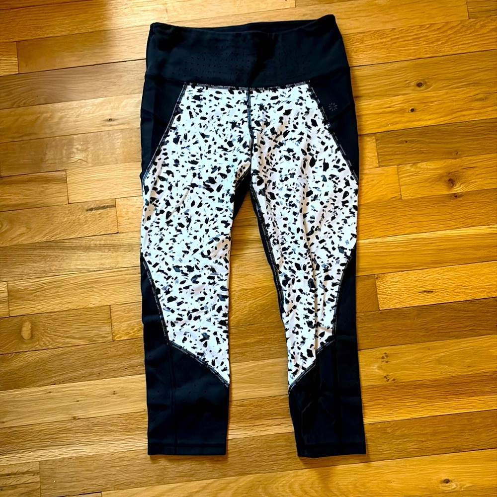 Athleta Black & White Crop